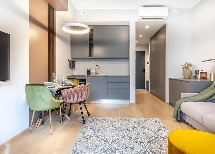 Center!ac,free Parking,terasse Lägenhet *