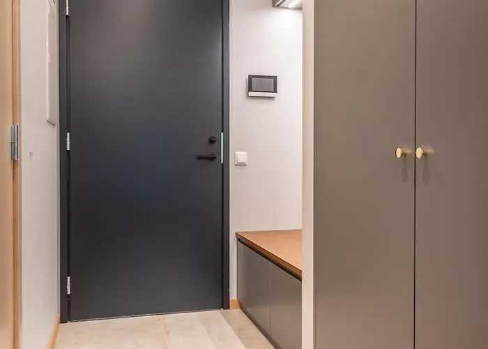 Center!ac,free Parking,terasse Lägenhet *