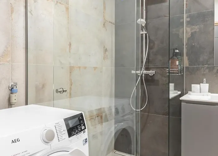 Lägenhet Center!ac,free Parking,terasse